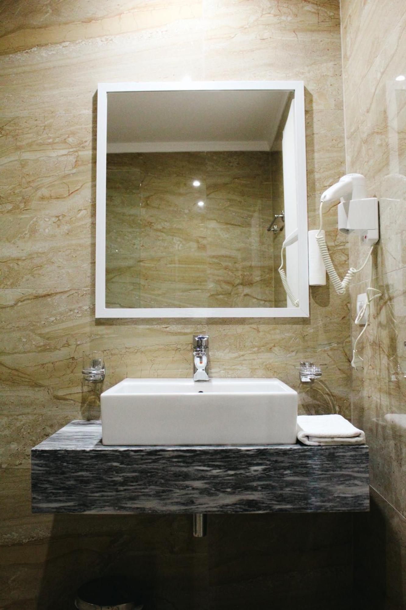 Hotel Class Ksamil