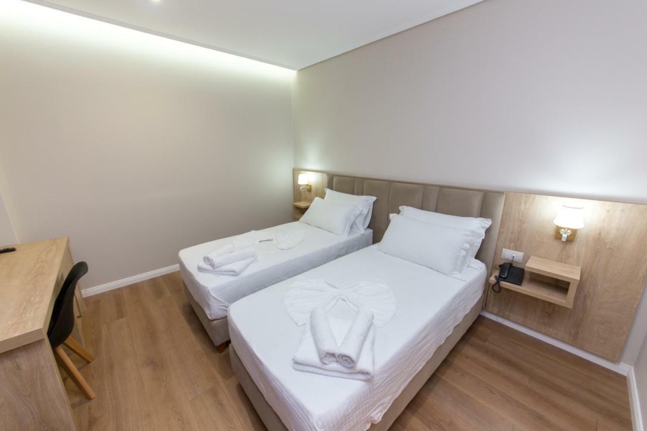 Hotel Class 4*